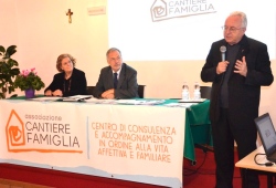L’associazione “Cantiere famiglia” apre un centro di consulenza L’associazione “Cantiere famiglia” apre un centro di consulenza